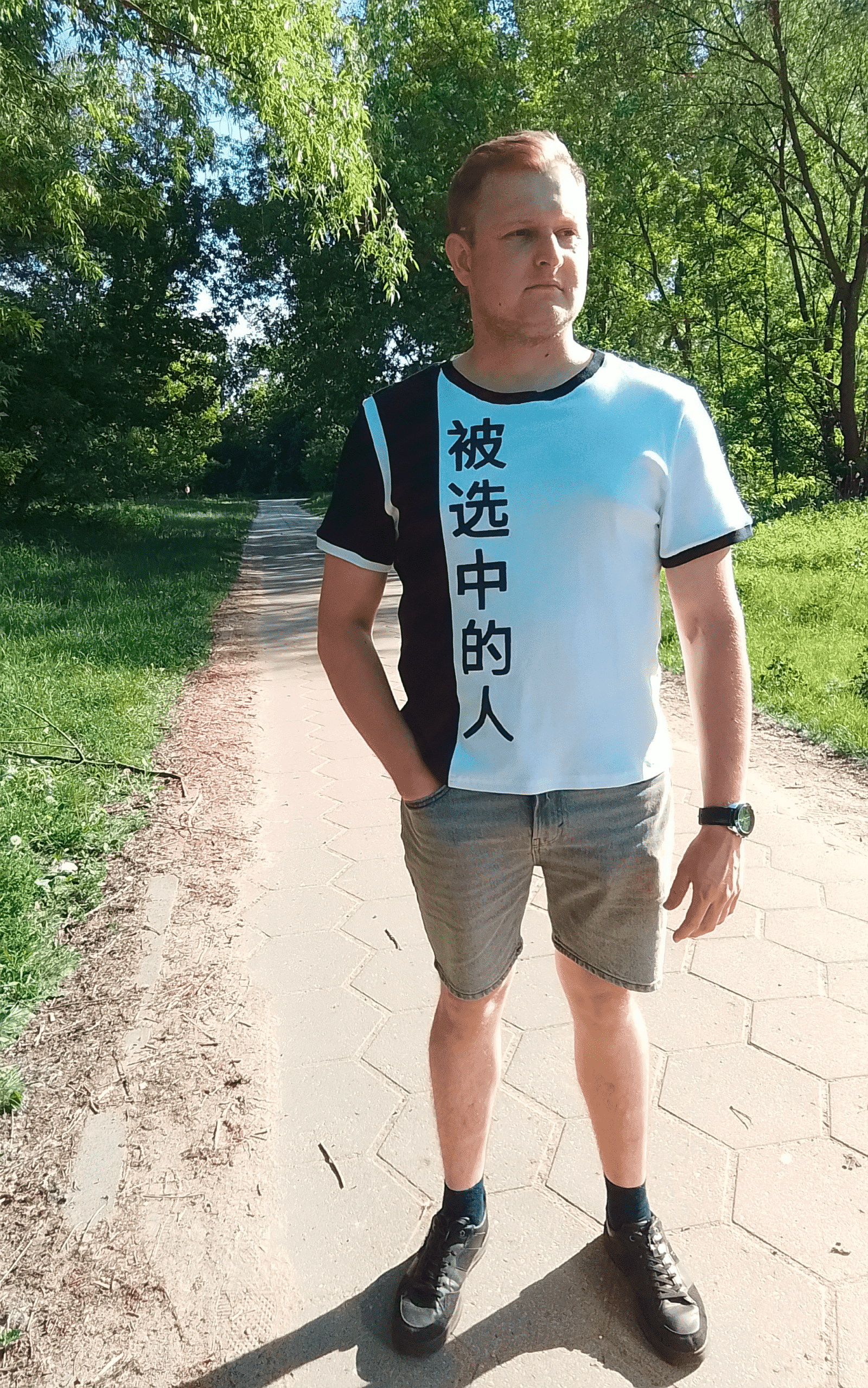 WYKRÓJ MĘSKIEGO T-SHIRTA - obrazek 2